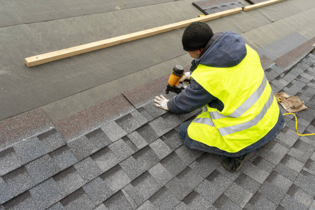 Best Commercial Roofing Services  in Republic, WA